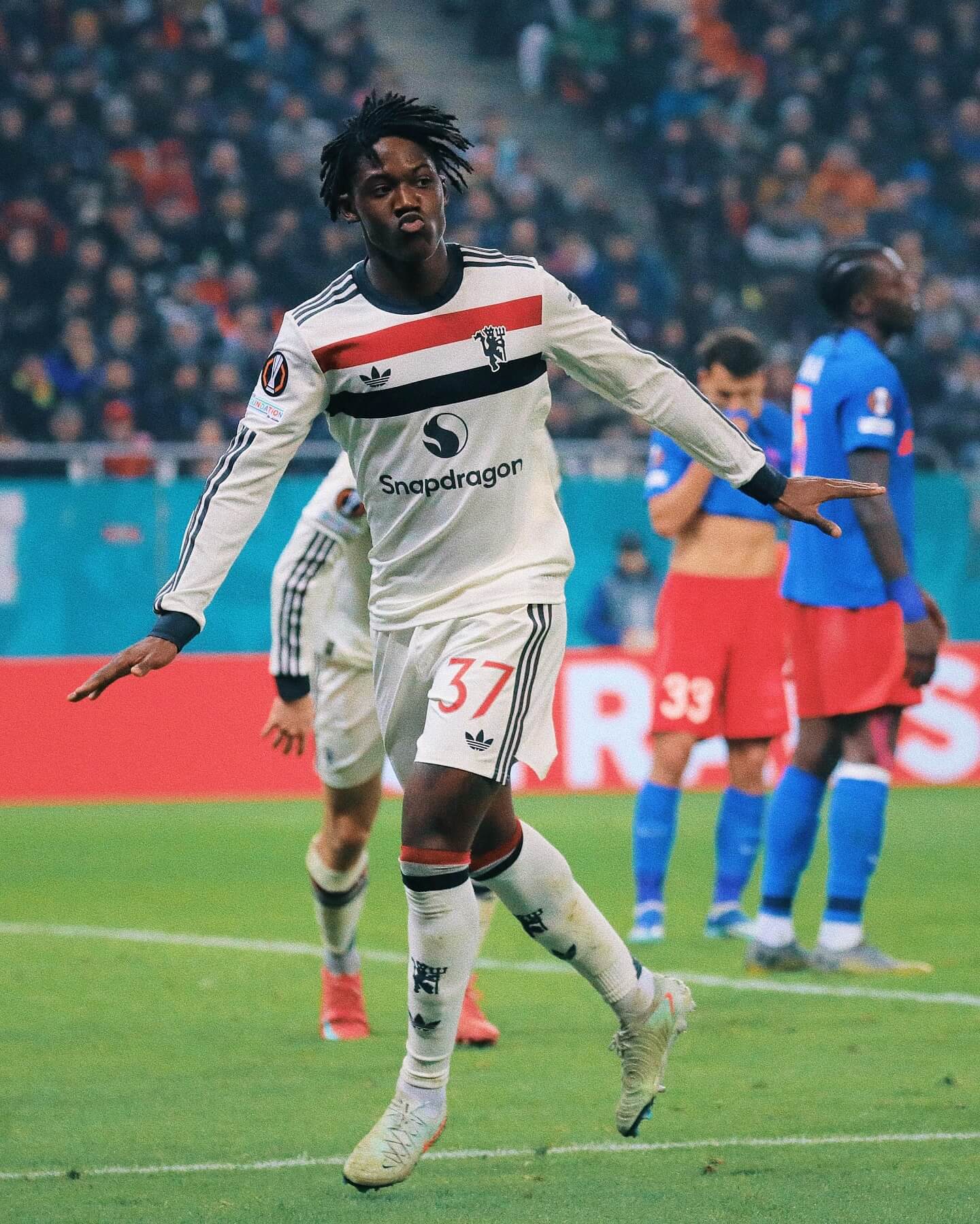 「躍動」シャドーで輝きを見せたメイヌーがEL勝利を報告！