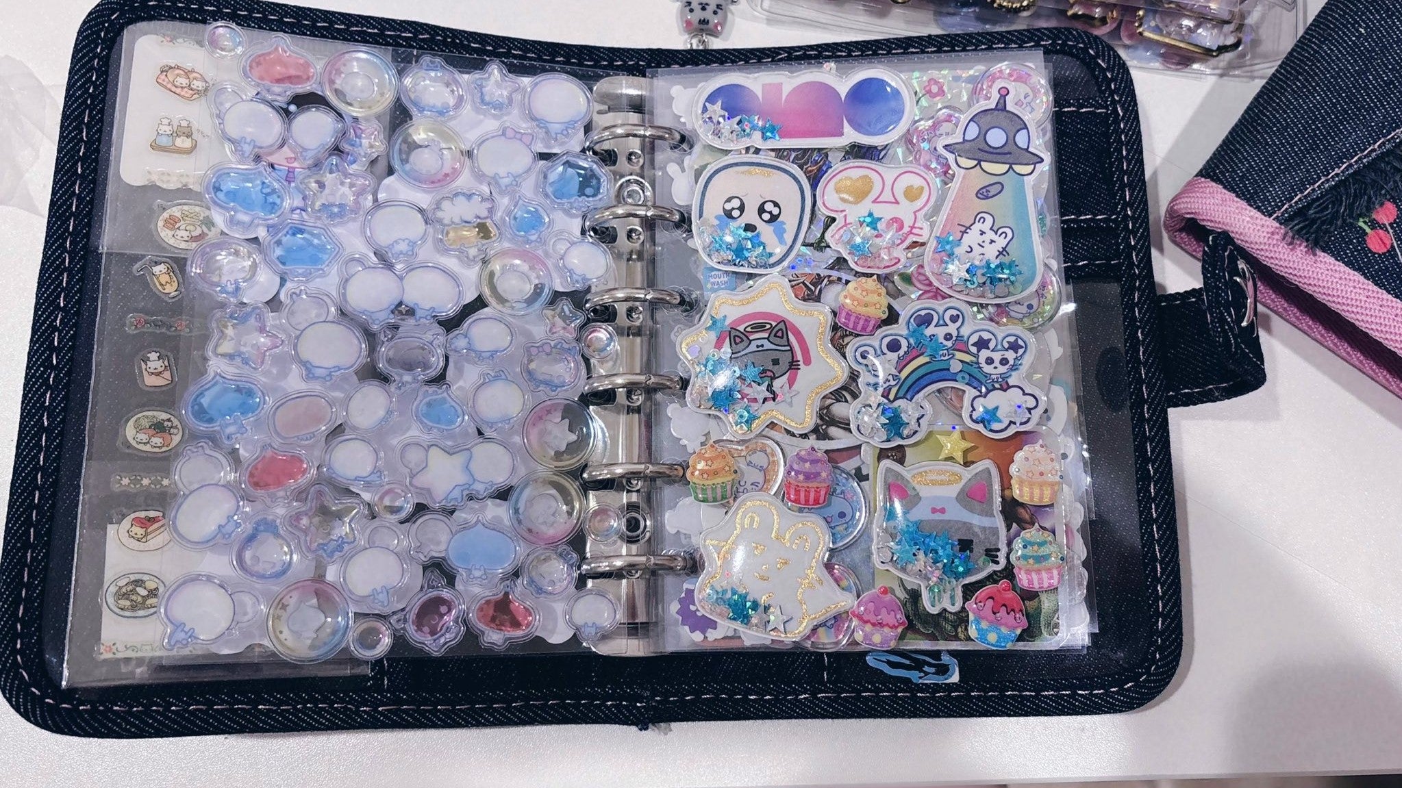 あのちゃん、シール帳がついに5冊目に　「交換したこと一度もない」