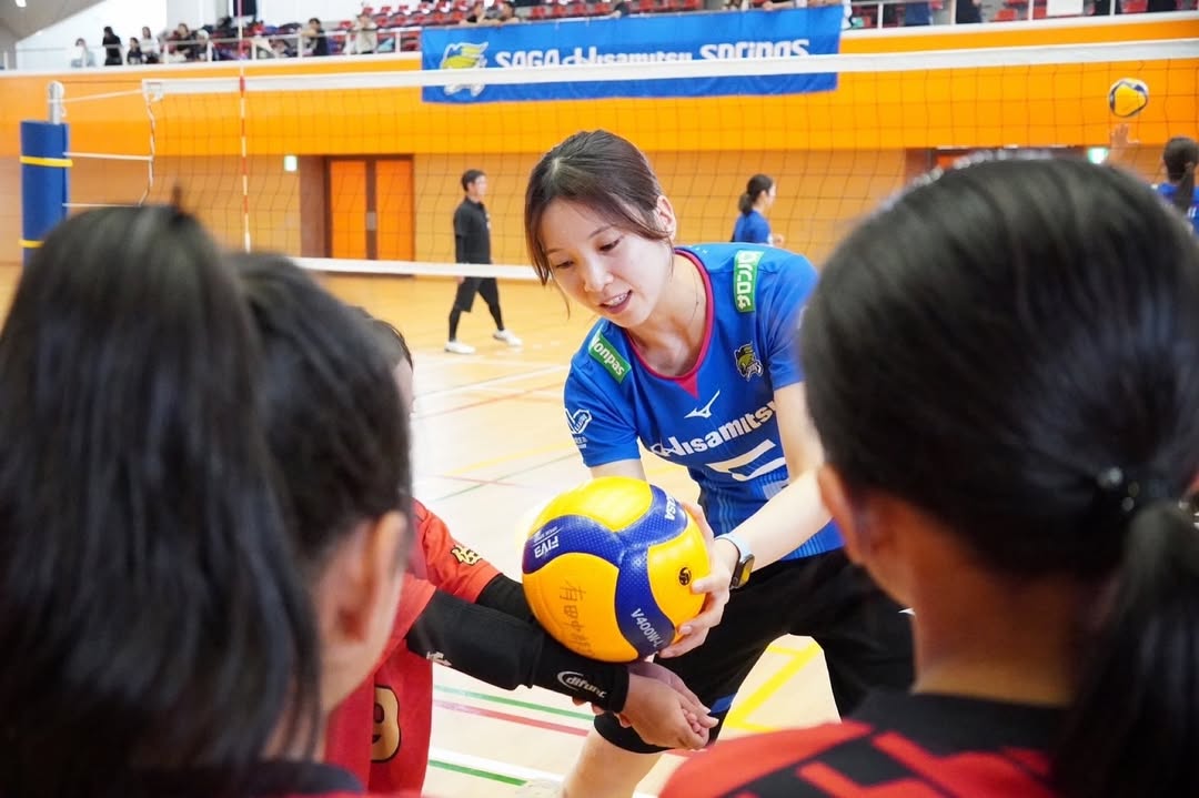 女子バレー・中島咲愛がバレーボール教室に参加「ありがとうございました」