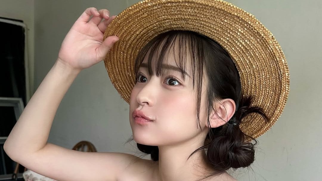 高崎かなみが“大胆ショット”で夏を先取り！「これはずるい…」とファン大興奮