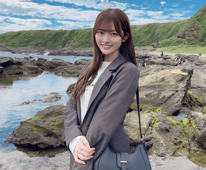 「可愛すぎて横転」「被写体が良すぎる」プロ野球の美女チア、大絶景のフォトジェニックスポットで私服姿をシェア！反響続々