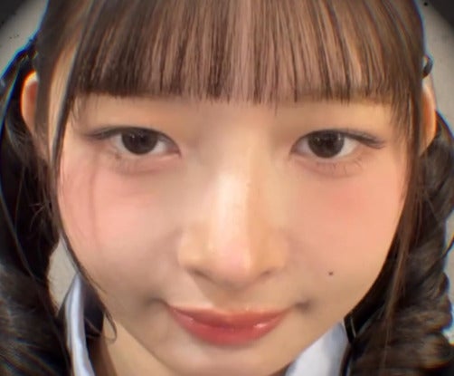 「まん丸で可愛い」IVE・レイ、圧巻ビジュアルでファン魅了