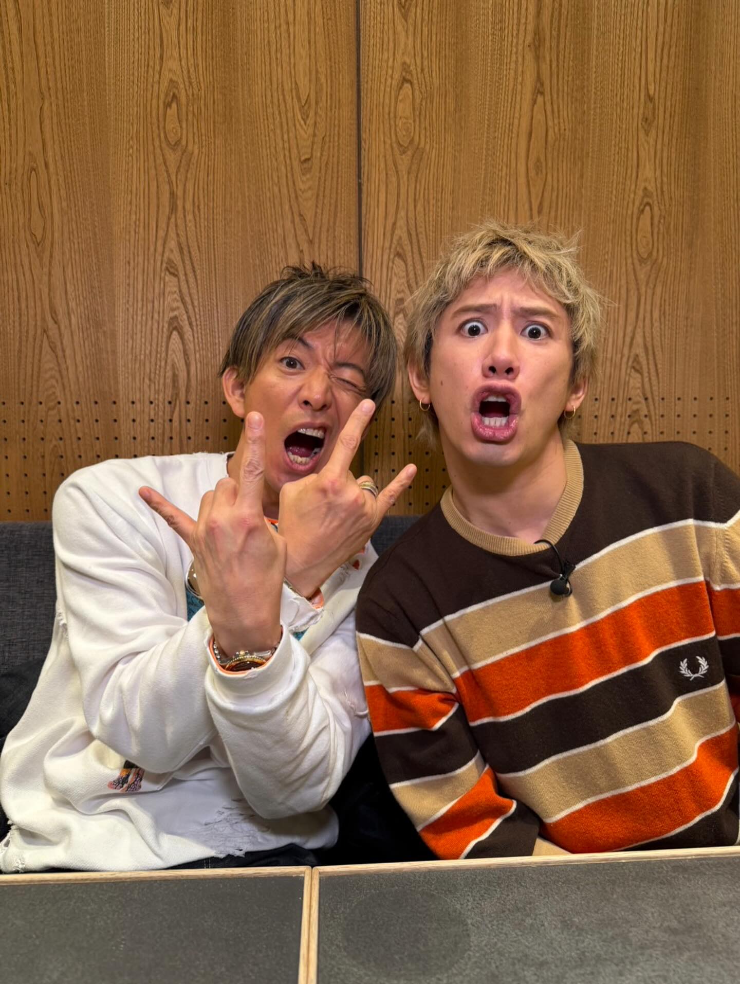 「最高の2人」全力すぎる表情に反響…木村拓哉＆ONE OK ROCK・Taka、豪快2ショット公開