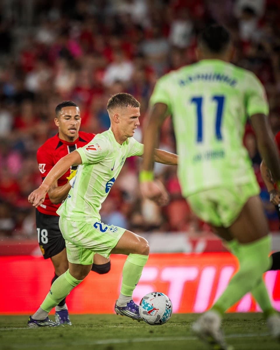 ダニ・オルモが開幕戦勝利を報告　バルセロナで充実のスタート