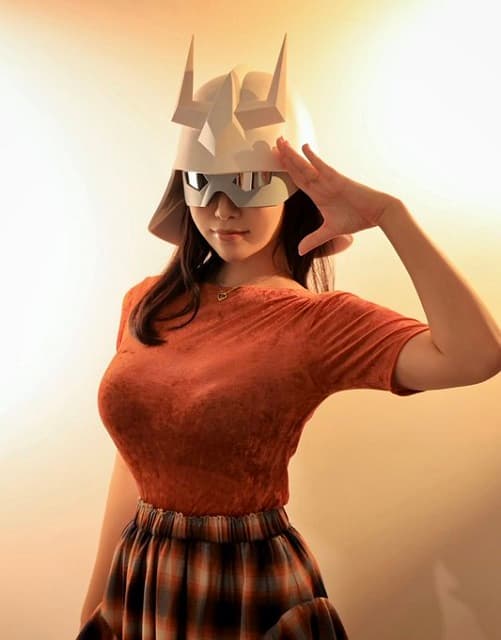 コスプレイヤー 東雲うみ、ガンダムのあの赤い人気キャラになる！？