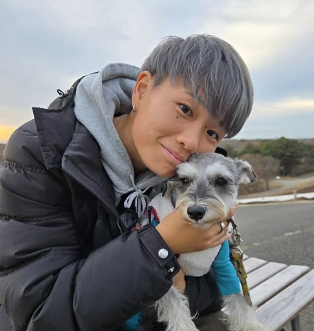 ASローマ南萌華が愛犬とツーショット