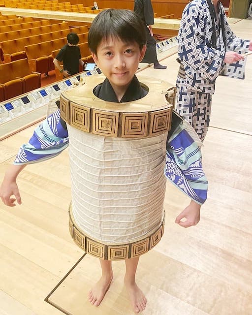 「提灯のお化けです」市川海老蔵の長男・勸玄くんの可愛すぎる1枚にファン悶絶😳