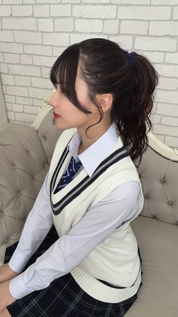 「大大大感謝です…」激カワ声優のイメチェン”ロングヘア”ショットにファン感激！