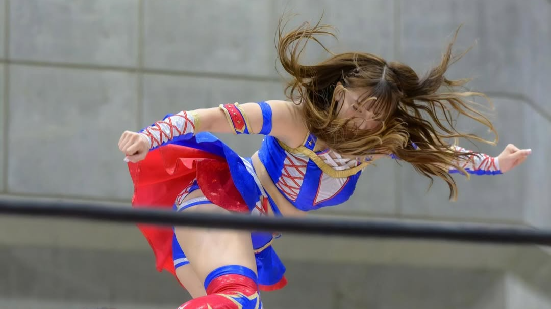 白熱の一戦！女子プロレスラー・ 荒井優希が魅せた勝利への執念