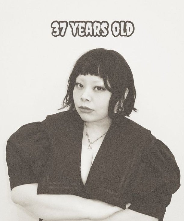 「37歳になりました」フォロワー1000万超えの人気女性芸人が誕生日を迎える