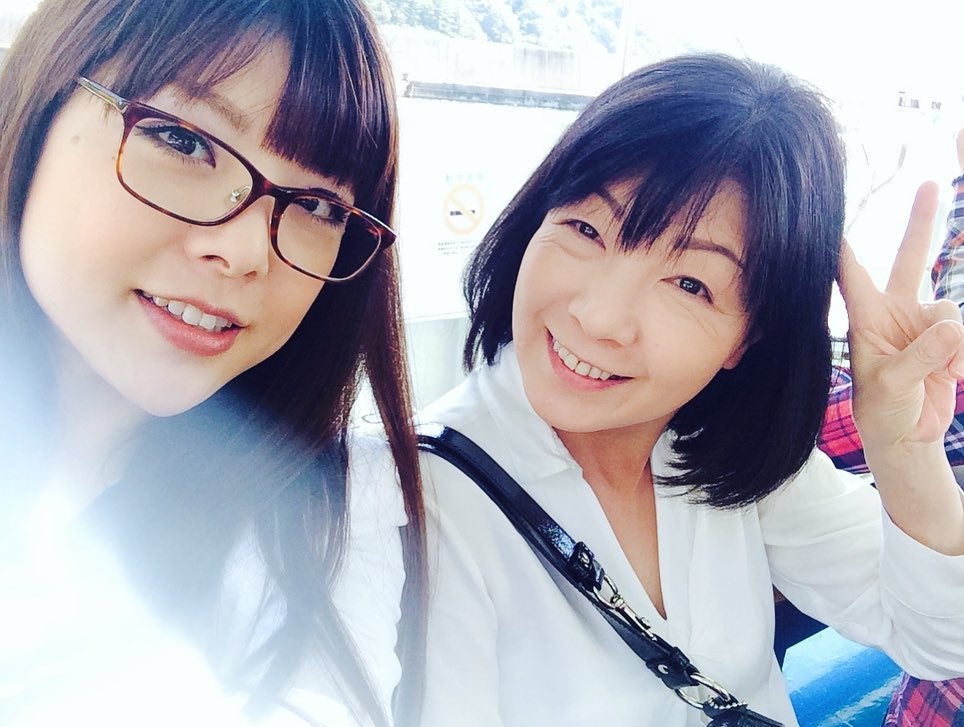 元モー娘　小川麻琴さんが母の日に親子ショット公開「お母さんの子供になれて私は幸せよ❤️」