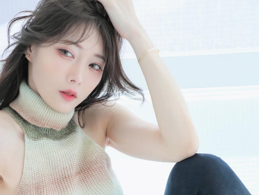 「綺麗すぎて直視できません」元プロレスラーの美女、”モデルモードのメガビジュショット”に反響続々！「写真集期待してるぅ」