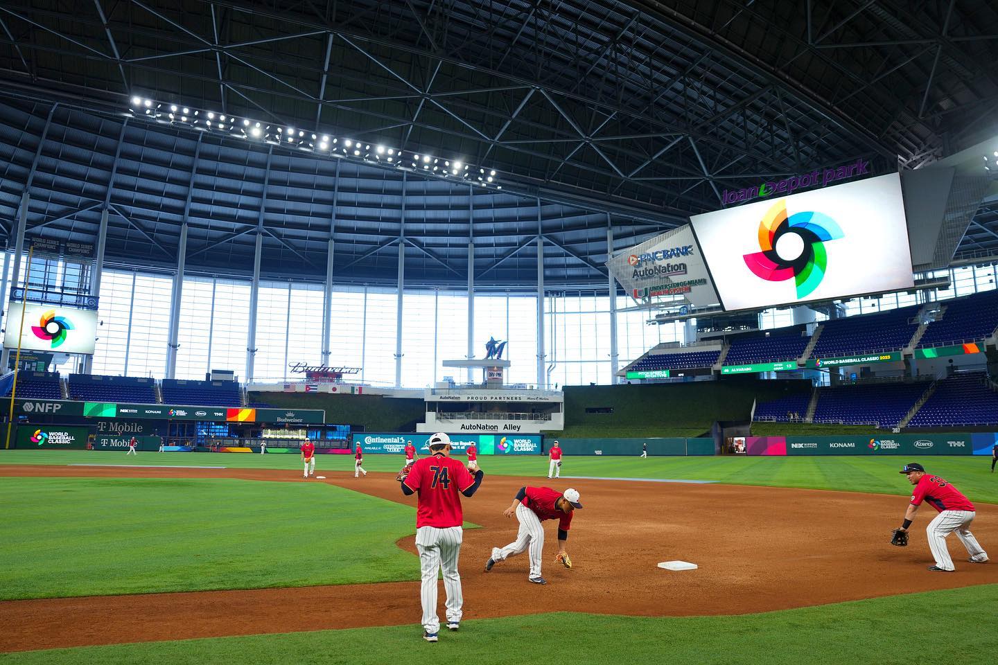 侍ジャパン⚾️ インスタグラム公式アカウントで前日練習の風景を公開