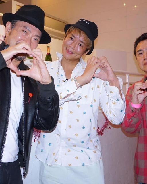 退院直後にパーティ歌唱の楽しんご「奇跡の55歳」は伊達じゃない!?