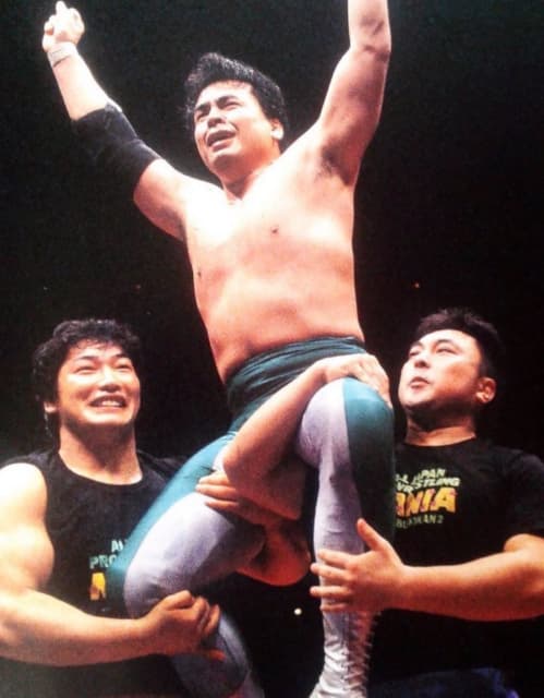 元プロレスラーの小橋建太、35年前の三沢偉業達成の日に「小橋の腕が1番目立ってる」と川田が指摘？