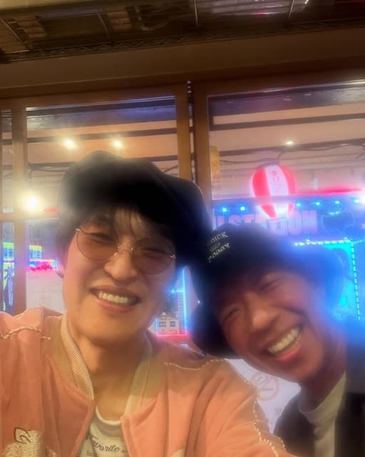 「What a day!」千原ジュニア、あの人気芸人とのオフショット公開！