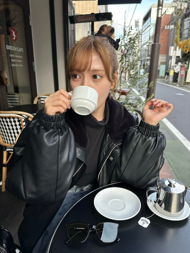 「彼女感エグい」指原プロデュース・=LOVEメンバーの"カフェデート投稿"にファン注目