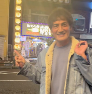 本並健治、新大久保初体験で「アゲアゲ」投稿！韓国料理満喫の様子を公開！