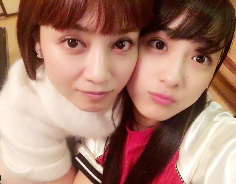 有名タレント〇〇が『イヤホンから妹の声が…⁈』ラジオ初体験で大感動のひととき