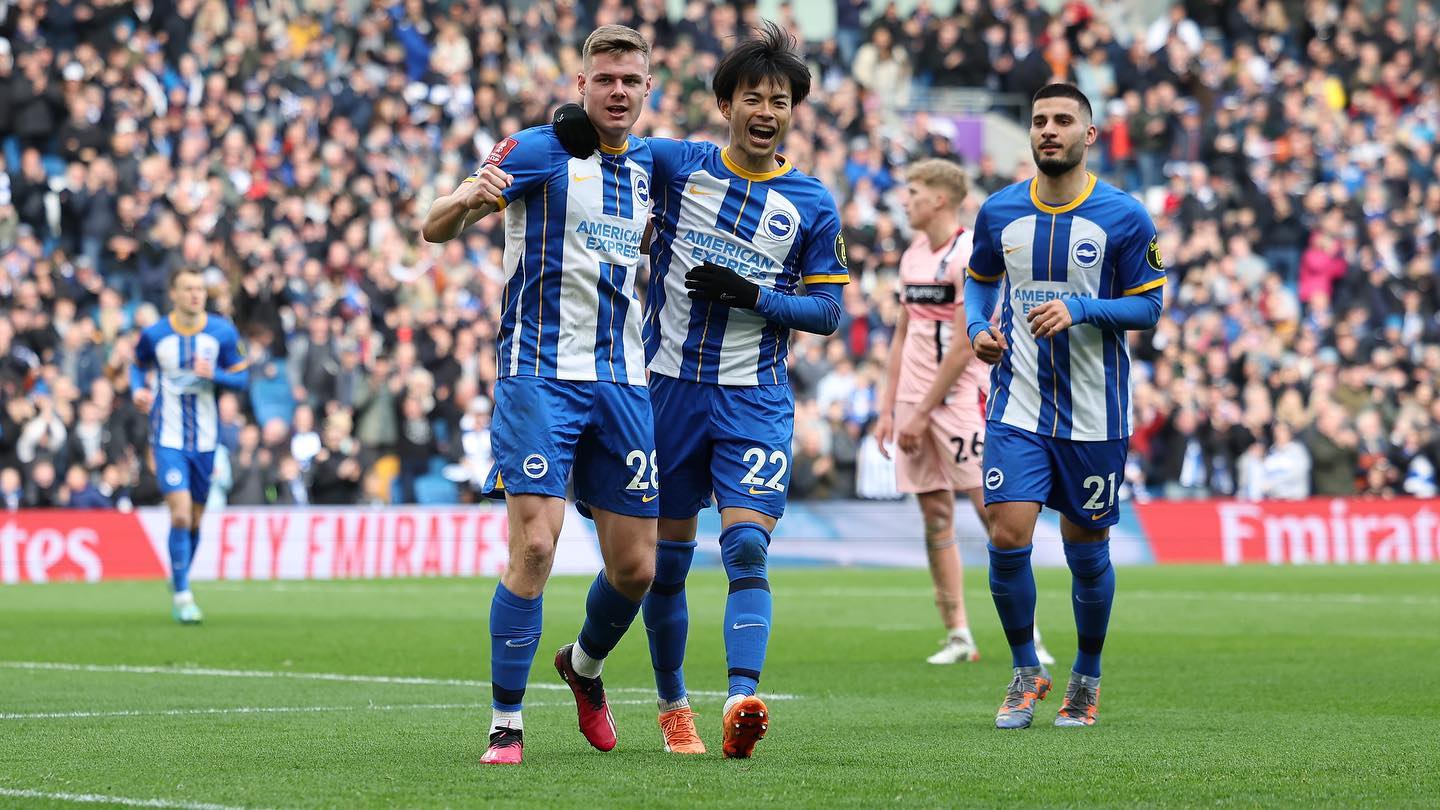 ⚽️三笘薫、1ゴールの活躍でFA杯準決勝進出へ✨ファンからも祝福の声