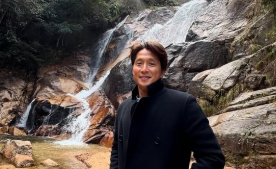 福西崇史、「幸せのお裾分け」広島・大頭神社での癒しのひととき！