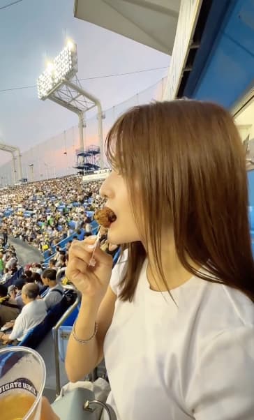 林ゆめ、神宮球場のナイターで野球観戦に「楽しすぎた」