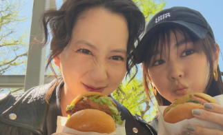 桐谷美玲、“みれまゆ”コンビでテラスランチ＆展示会へ！笑顔あふれるひとときにファン歓喜！