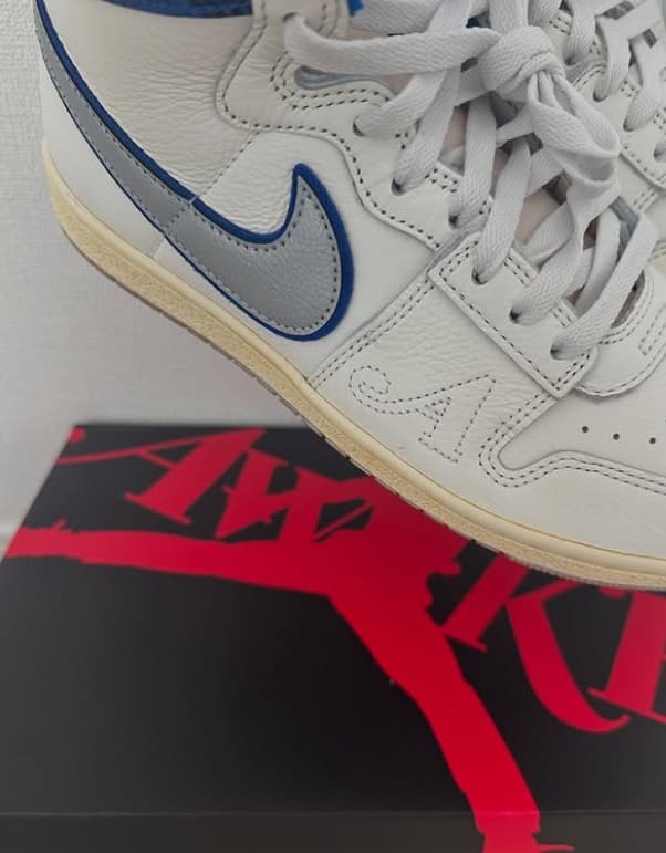 「これは沼る」元サッカー日本代表〇〇が手に入れた、話題沸騰のジョーダン×アウェイクNYコラボにファンも大興奮！