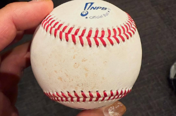 「令和7777号の奇跡！」角中勝也、初ホームランボールを公開しファン歓喜