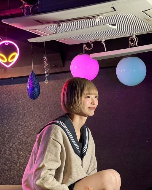 最上もがの”あごでちゃう”ショットにファンから「顔w好き」「めっちゃおもろい」の声！