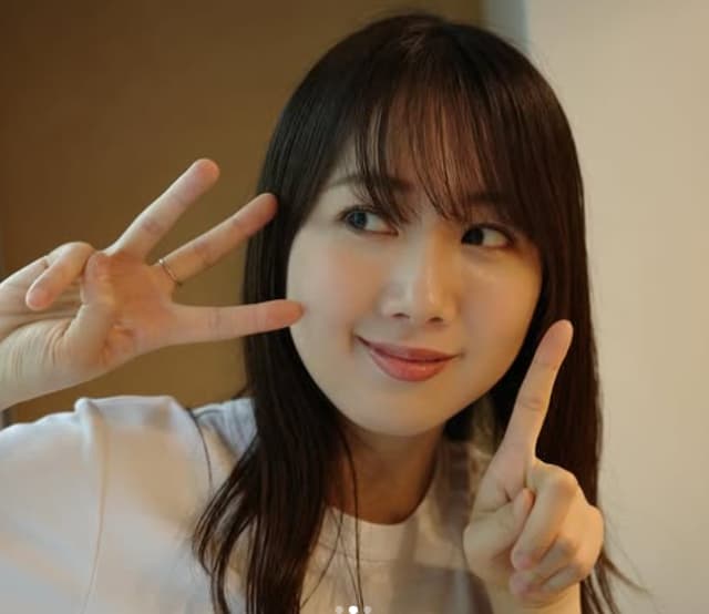 元乃木坂46・永島聖羅 31歳の誕生日を迎える！31歳ポーズが可愛らしくて微笑ましい。