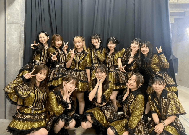 モー娘。牧野真莉愛「メンバー勢ぞろい」豪華ショット公開にファン歓喜！