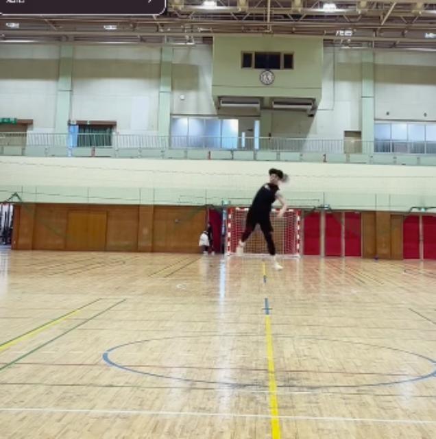 彗星ジャパン・吉野樹、伝説のハーフシュート再現に挑戦！まさかの結末に…？