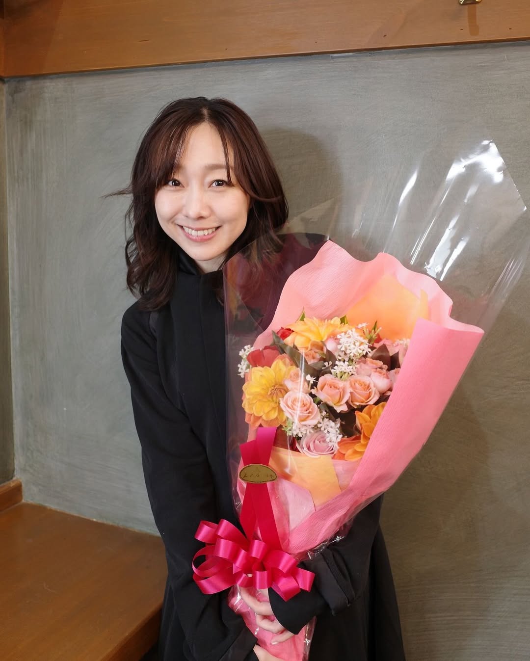 須田亜香里、ハッピーな近況を一挙公開　花束や友人とのエピソードに反響