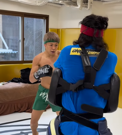 「気合いの練習動画が話題！」武尊が猛暑に負けず熱トレ！ファンから熱中症を心配する声も続出