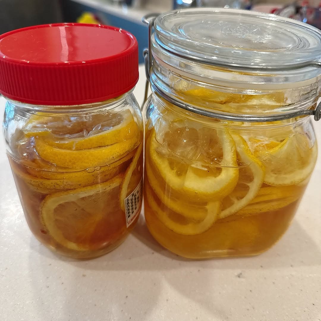 無農薬レモン×マヌカハニーの衝撃…女優〇〇が公開した美容と健康に効きすぎる“黄金レシピ”がSNSで話題！