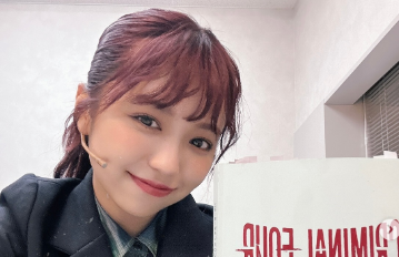 大原優乃、大阪千穐楽で見せた「エミリー愛」　手書きびっしりの台本と“ちいかわチョコ”が話題に！