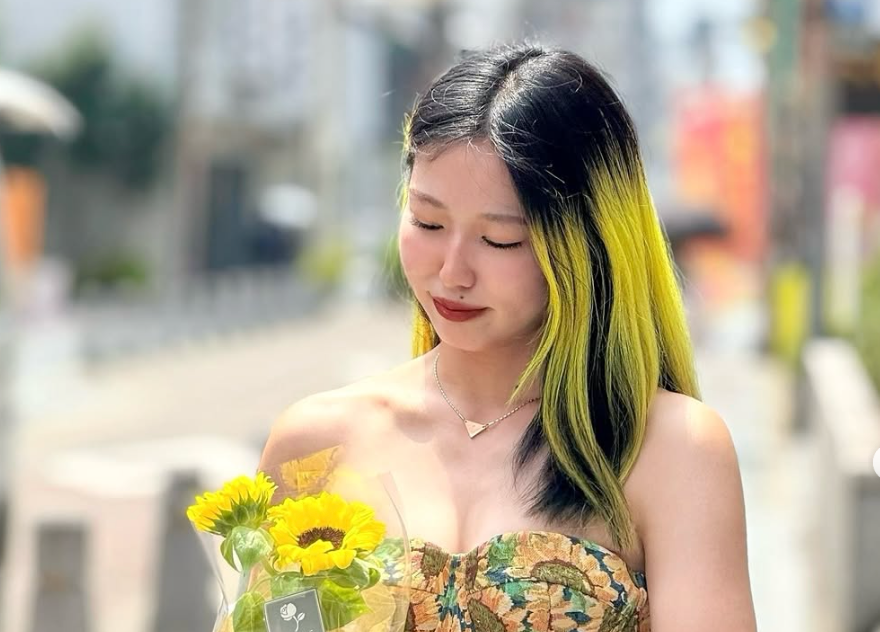 「髪色まで夏仕様」陸上スプリンター・三浦愛華、向日葵モチーフのコーデで魅了！