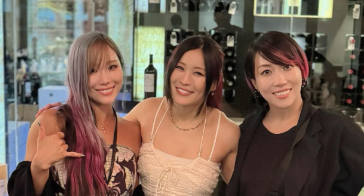 「女子プロレス界の“3女神”集結！」IYO SKY、美しきトリオショットにファン歓喜！