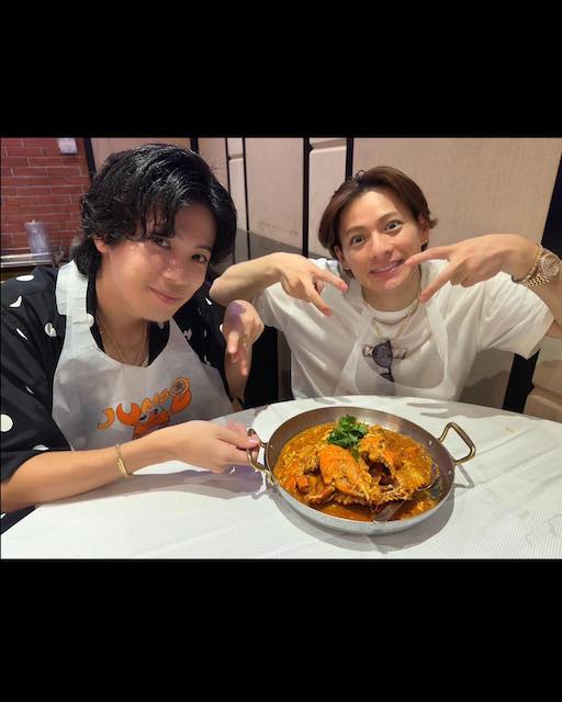 カニアレルギーは克服？平野紫耀＆神宮寺勇太のシンガポール旅「今度は3人で旅行出来るといいね🍀 ̖́」