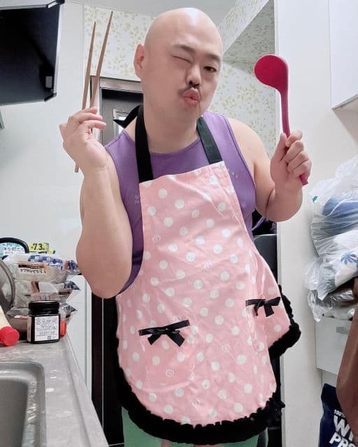 「がんばれシンよー」安田大サーカス・クロちゃん、彼女・リチと別れて花婿修業？！