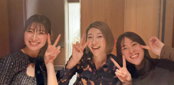 狩野舞子、新年の「トンチンカン」ショット公開！SPORTSBIZ年賀会で久々の集合