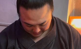 「子犬と炎鵬は卑怯です…」癒し全開のオフ動画にファン悶絶