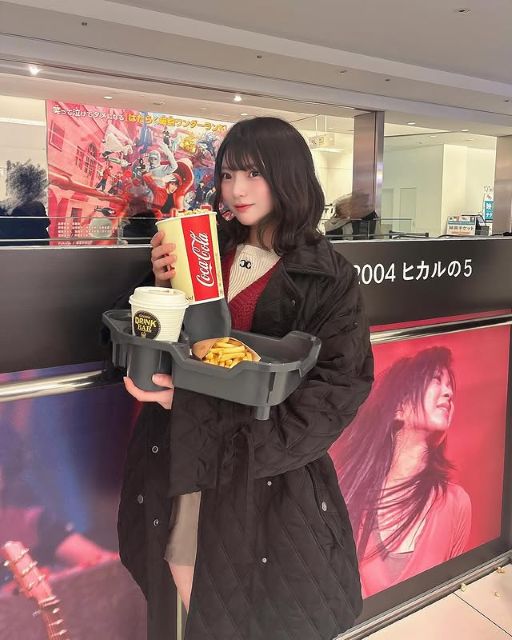 「#Mooove!」リーダー・姫野ひなの「今年初めての映画館」はこの年末に⁉ツッコミ相次ぐも可愛すぎるショットにファン歓喜！