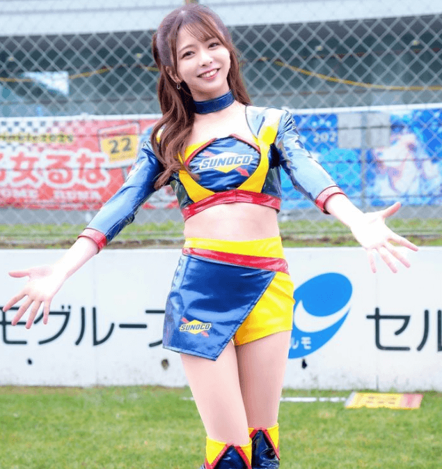 「全力で応援するよ」あの人気レースクイーン、モビリティリゾートもてぎで魅せた最新ショットが可愛すぎる