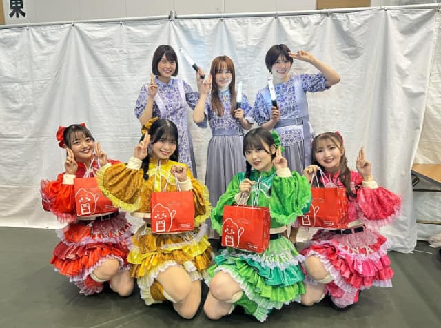 Negicco・Meguがりんご娘とのコラボを報告「これからも仲良くしてもらえたら嬉しいです」