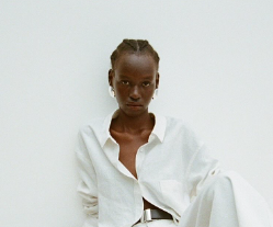 辺見えみり、自身のブランド「conte」博多店オープンを発表！