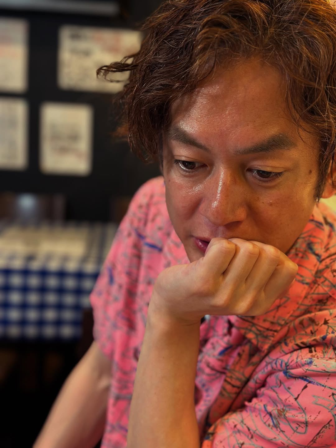 有吉弘行、「写真なさすぎるんで…」とあのイケメン芸人の写真を公開？！