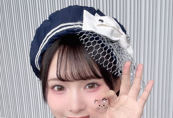 ≒JOY・山野愛月、クオリティの高すぎる”ママ手作り衣装”でツーショット撮影会へ！