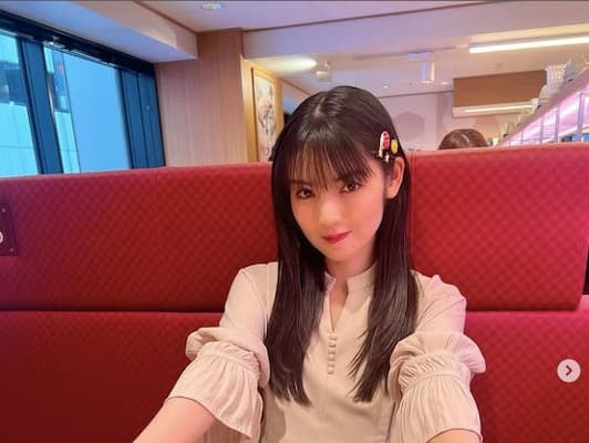 道重さゆみがオフショットを投稿！スシローや平成世代に突き刺さる投稿も！？